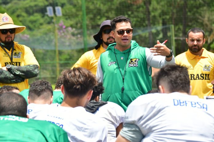 Chiarini usar na matéria