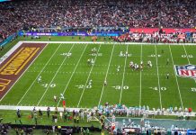 Achane brilha em vitória dos Dolphins na prorrogação no Bernabéu