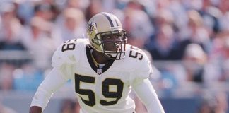 Ex-linebacker da “Wrecking Crew” do Texas A&M, Keith Mitchell, morre aos 51 anos Foto: 2001 Yearbook New Orleans Saints