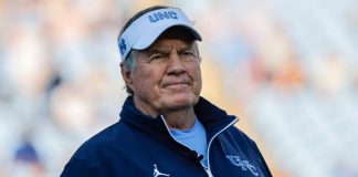 Bill Belichick inspira jovem irlandês antes da estreia no college Bill Belichick iniciou sua carreira como técnico principal no Cleveland Browns em 1991 (Foto: Divulgação - UNC)
