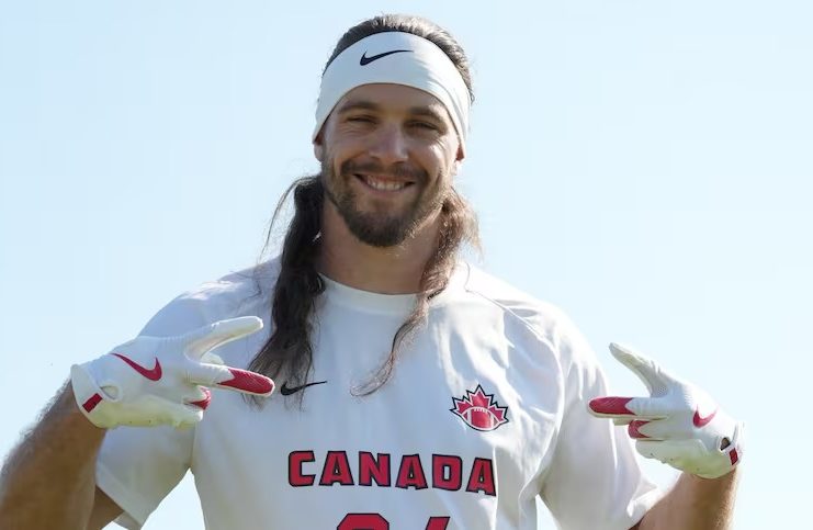 Ex-jogador da CFL Marc-Antoine Dequoy, agora integrante da seleção masculina canadense de flag football (Imagem: The Canadian Press/Handout — Football Canada)