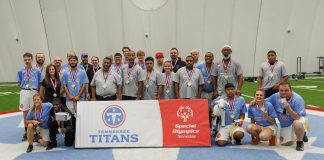 Titans e Special Olympics Pennsylvania no intercâmbio do Unified. (Foto: Justin Hammond)