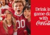 "Drink in game day with Coca-Cola", campanha publicitária de 2026, chama o público para aproveitar o dia de jogo com a Coca-Cola (Imagem: Divulgação | Coca-Cola)