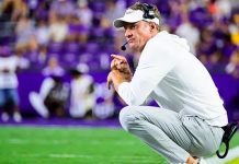 O head coach Lane Kiffin, do LSU Tigers, durante a partida contra o Clemson Tigers, no Tiger Stadium, em 5 de setembro de 2026, em Baton Rouge, Louisiana. (Foto: Gus Stark/LSU)