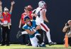 Trevor Lawrence ajoelha na linha de 1 jarda e vira meme na NFL Quarterback do Jacksonville Jaguars, Trevor Lawrence (#16), ajoelha na linha de 1 jarda para administrar o relógio no EverBank Stadium (Foto: Corey Perrine / Florida Times-Union)