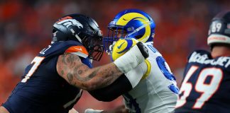 Aaron Donald (#99), do Los Angeles Rams, enfrenta Quinn Meinerz (#77), do Denver Broncos, durante o primeiro quarto. (Foto: Justin Edmonds)