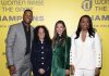 Grand Slam of Flag anuncia torneio feminino com premiação de US$ 500 mil Da esquerda: Michael Strahan e Constance Schwartz-Morini (cofundadores da SMAC Entertainment), Tish Galindo (Fundadora do Women Raise the Game e da The 360 Agency) e Tamala Barksdale (sócia e diretora de estratégia da The 360 Agency, também cofundadora do Women Raise the Game)