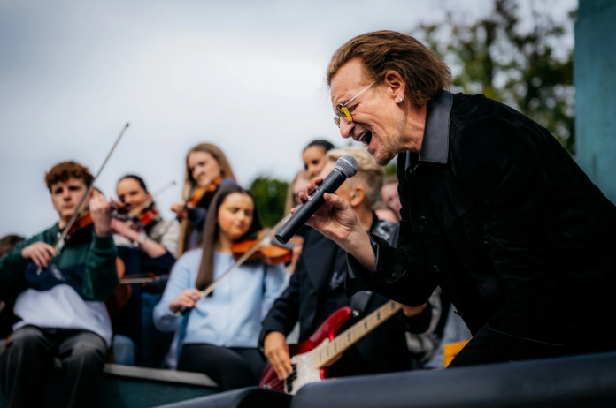 u2 nfl netflix